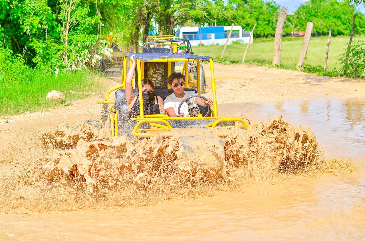Viajeros y buggies en Punta Cana, foto 6